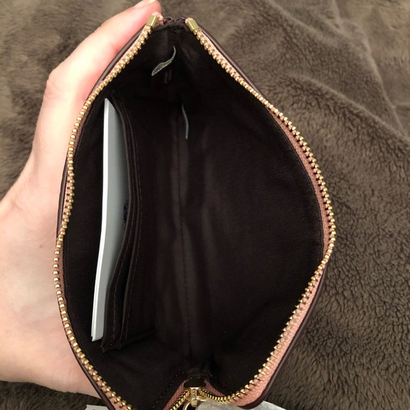 SALE!!! NWT Coach RARE butterfly wristlet!! 🦋 PRICE FIRM - Picture 5 of 5